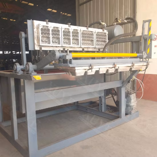 Équipement pour la production de papier de plateau d'œufs de caille Machine de recyclage de papier de carton d'œufs de poulet machine de formage de plateau d'œufs en papier
